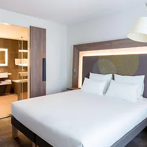 Отель Novotel Amsterdam Schiphol Airport Хоофддорп