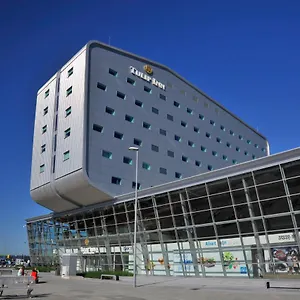 *** Szálloda Tulip Airport Hollandia